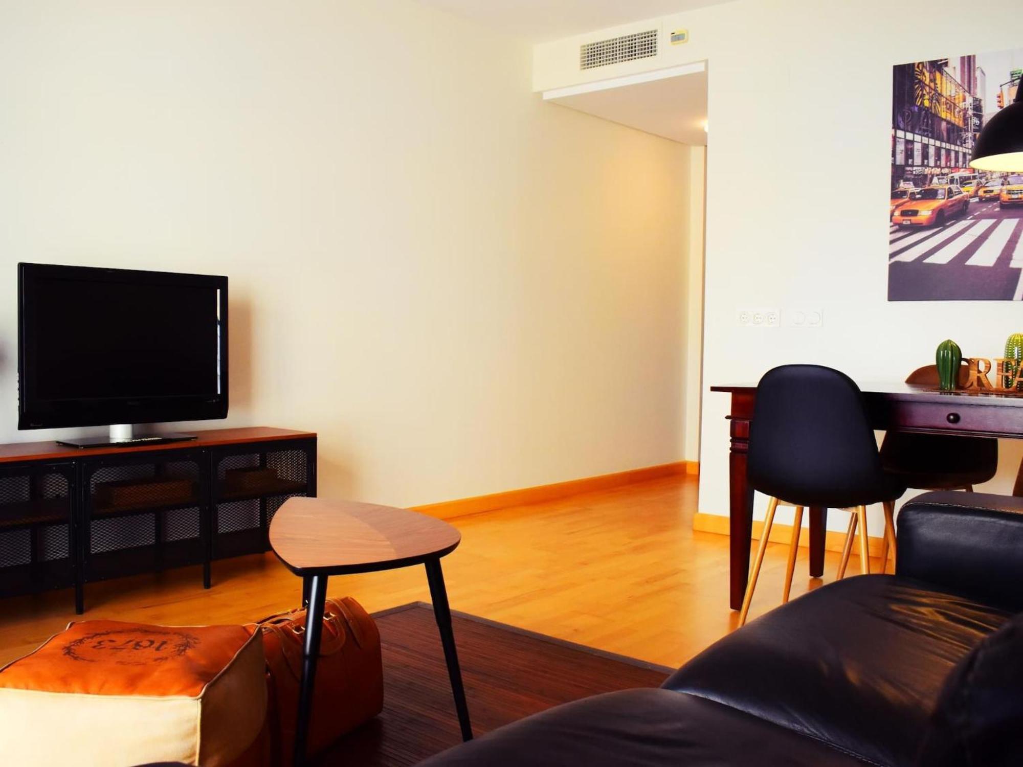 Tranquilo Apartamento Cerca Del Centro Historico Malaga Luaran gambar