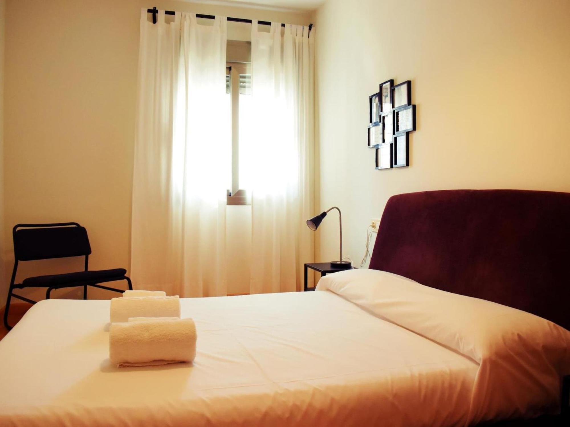 Tranquilo Apartamento Cerca Del Centro Historico Malaga Luaran gambar