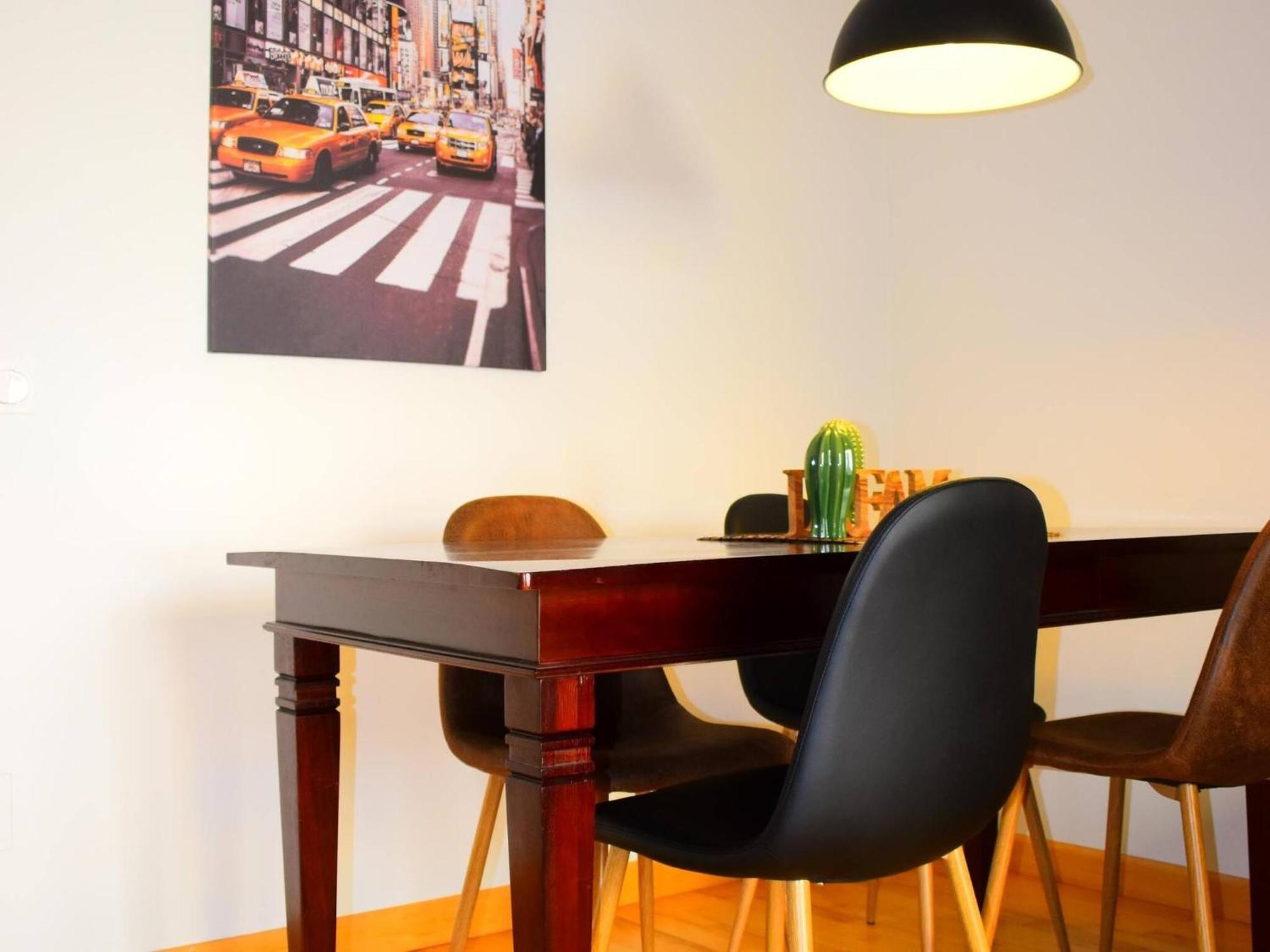 Tranquilo Apartamento Cerca Del Centro Historico Malaga Luaran gambar
