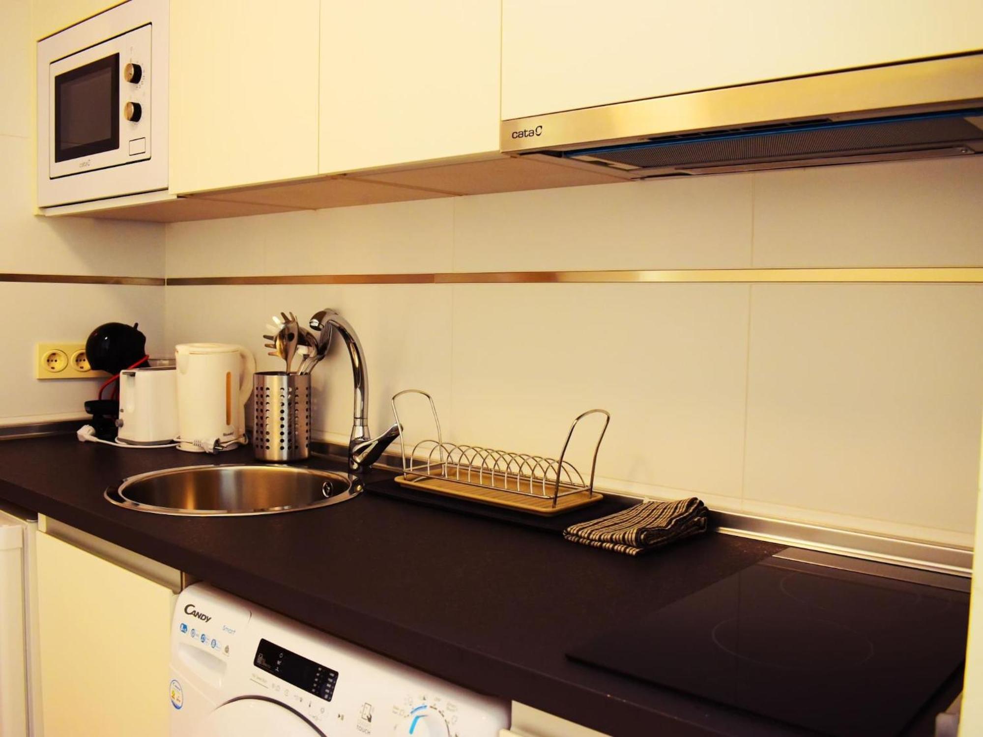 Tranquilo Apartamento Cerca Del Centro Historico Malaga Luaran gambar